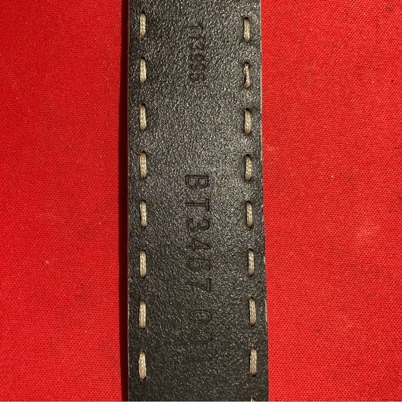 FOSSIL Leather White  Stitching Classic Vintage Look and Feel Belt - Picture 12 of 15